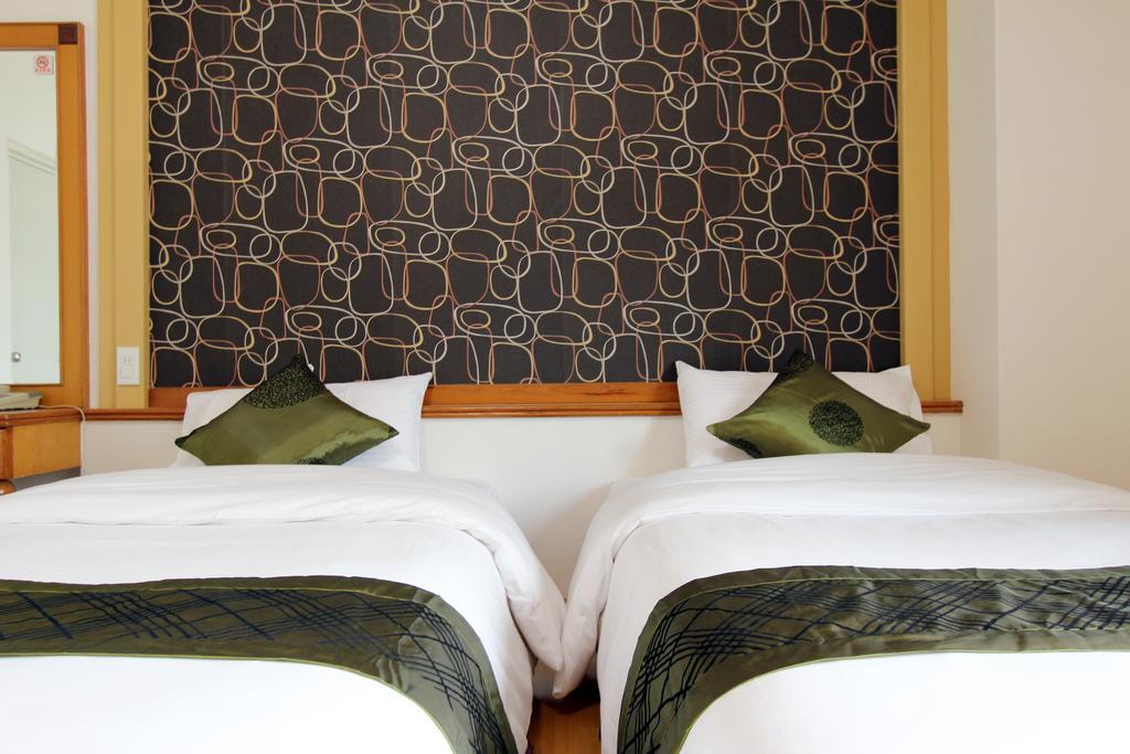陶陶居商旅 Tautauchu Hotel Kota Hualien Bagian luar foto