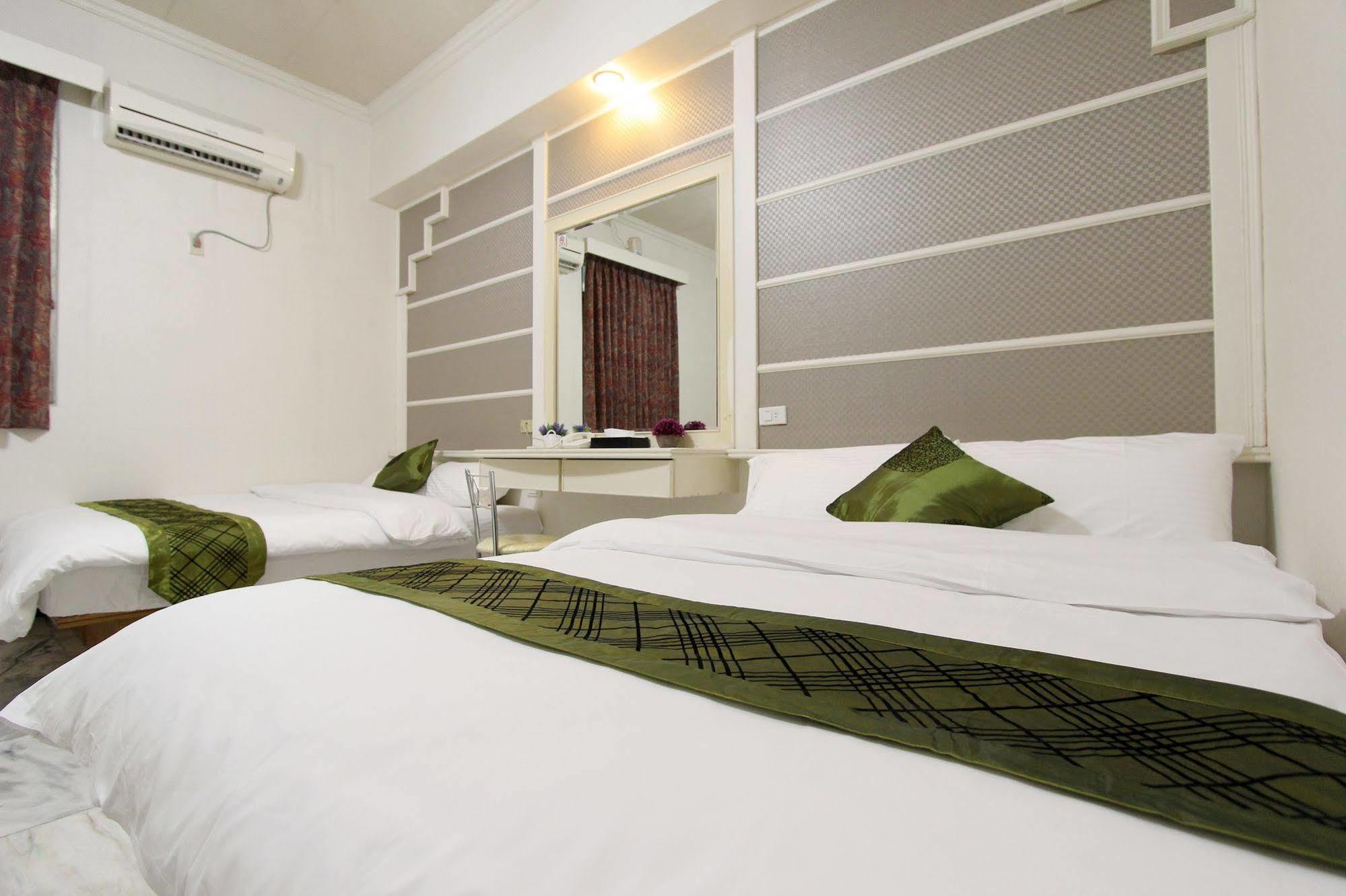陶陶居商旅 Tautauchu Hotel Kota Hualien Bagian luar foto